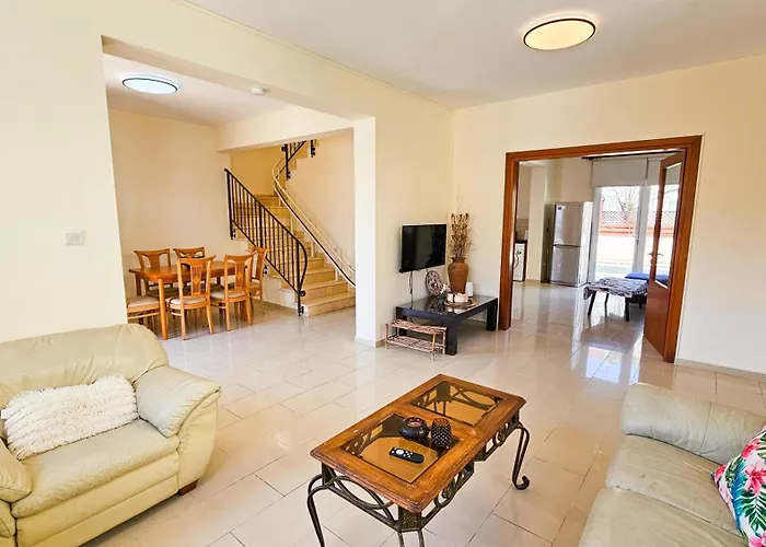 Townbeach Villa With Private Pool